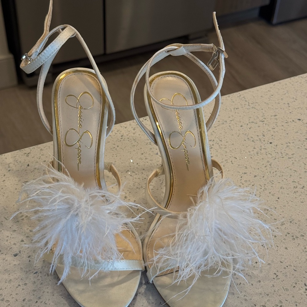 COPY - Giuseppe Zanotti White Feathered High Heels